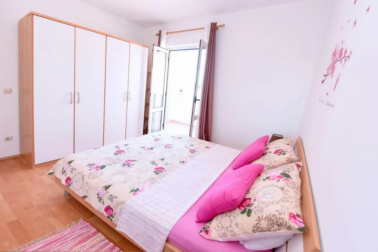 Apartment Donella Split