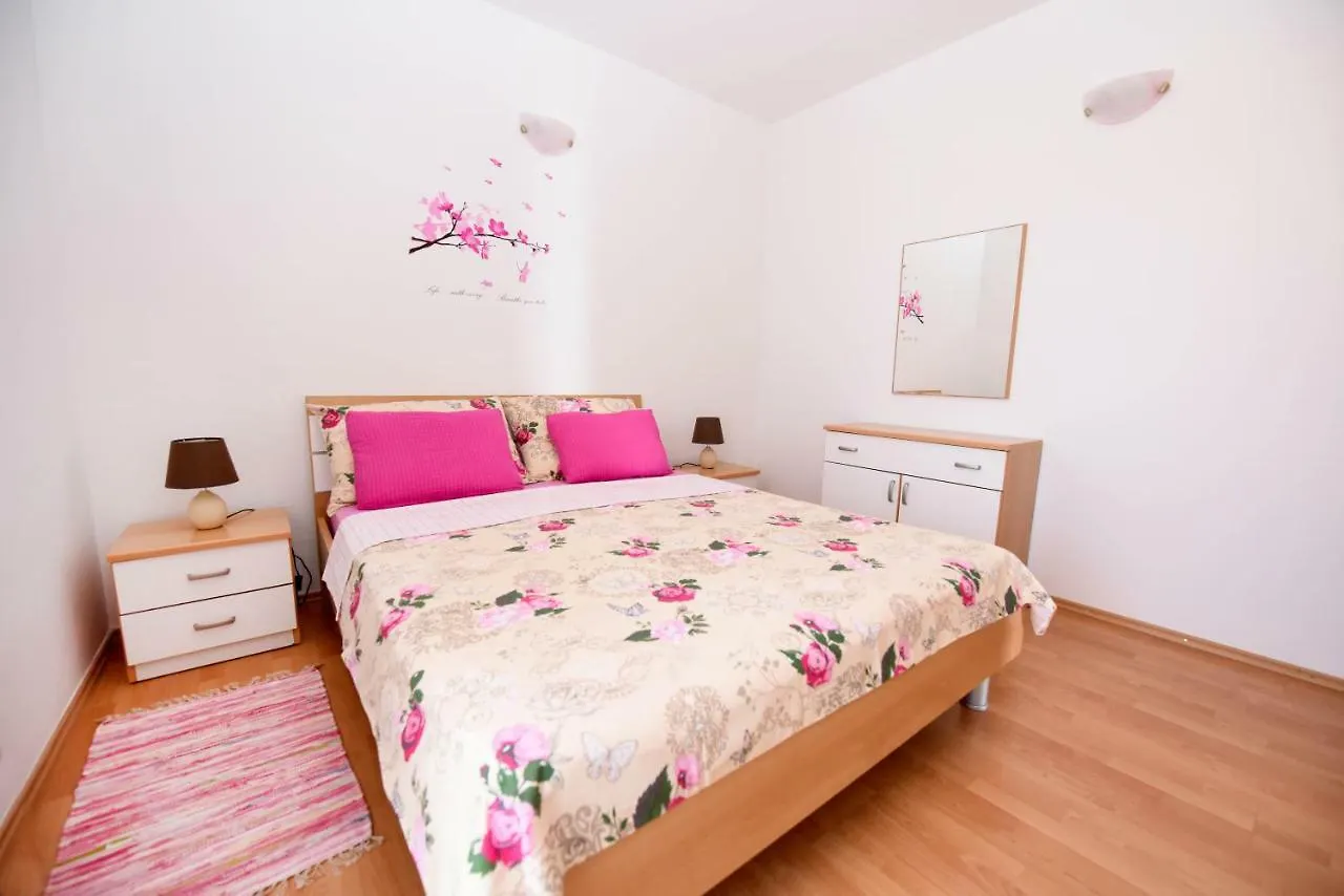 Apartment Donella Split